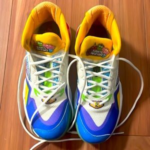 New Balance KAWHI Leonard Basketball shoes.  Size 8.